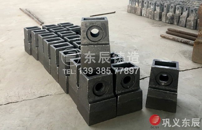 可逆式破碎機錘頭